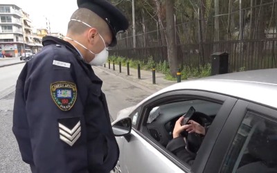 Απαγόρευση κυκλοφορίας: Πιο αυστηροί οι έλεγχοι, πάνω από 1.000 οι παραβάσεις την Παρασκευή