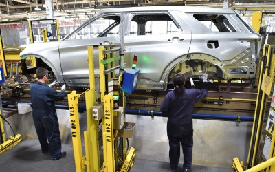 Κορονοϊός: Πόσες θέσεις εργασίας κινδυνεύουν και πόσα αυτοκίνητα δεν έχουν παραχθεί στα ευρωπαϊκά εργοστάσια