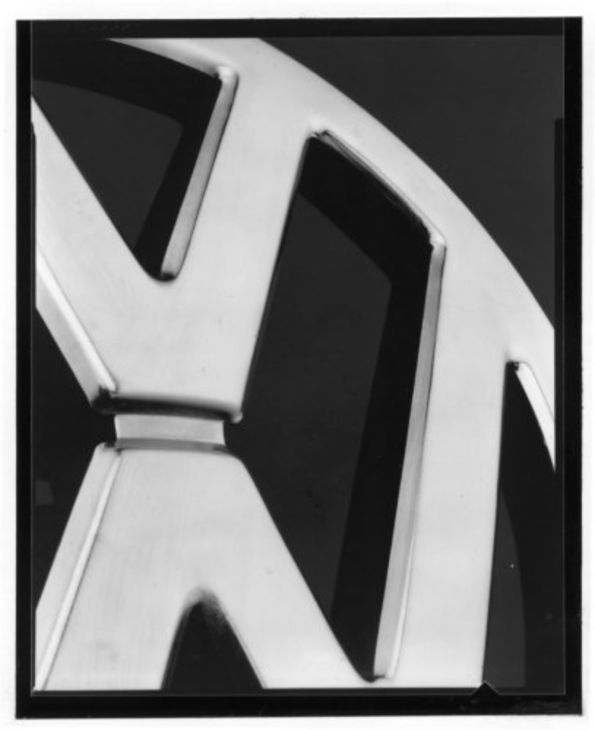 Άνοδο πωλήσεων βλέπει η VW για το 2011