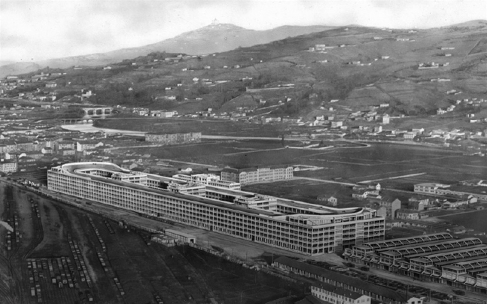 Lingotto: Το πολυώροφο εργοστάσιο με την πίστα δοκιμών στην ταράτσα του!