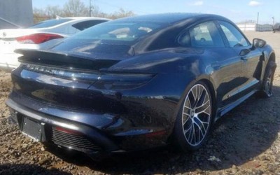 Η πρώτη Porsche Taycan που