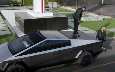 Ο Elon Musk, o Jay Leno και το Tesla Cybertruck (video)