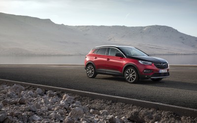Δοκιμή: Opel Grandland X Hybrid4 - Ένα με απ’ όλα