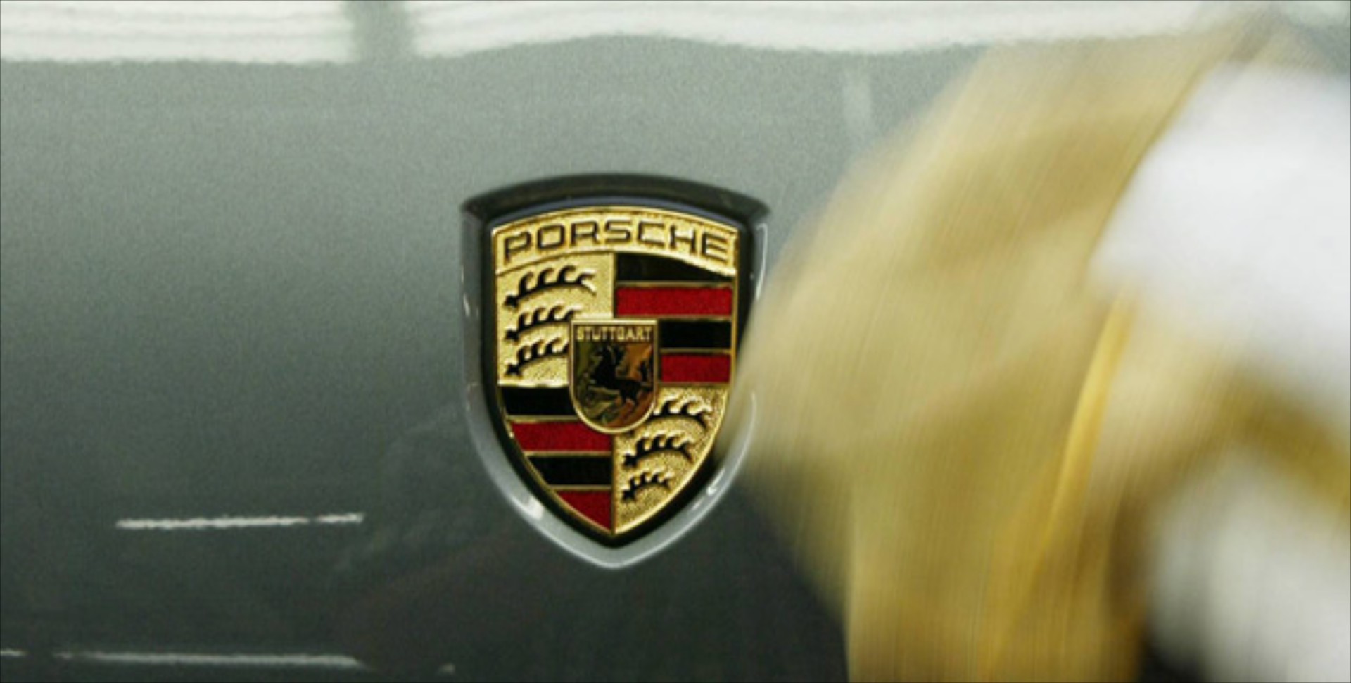 Η Porsche σχεδιάζει μικρό τετρακίνητο