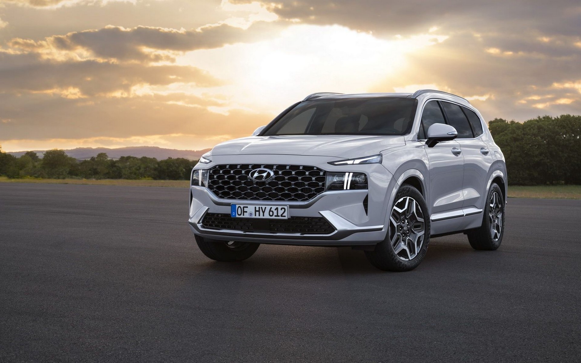 Αυτά είναι τα Highlights του νέου Hyundai Santa Fe (video)