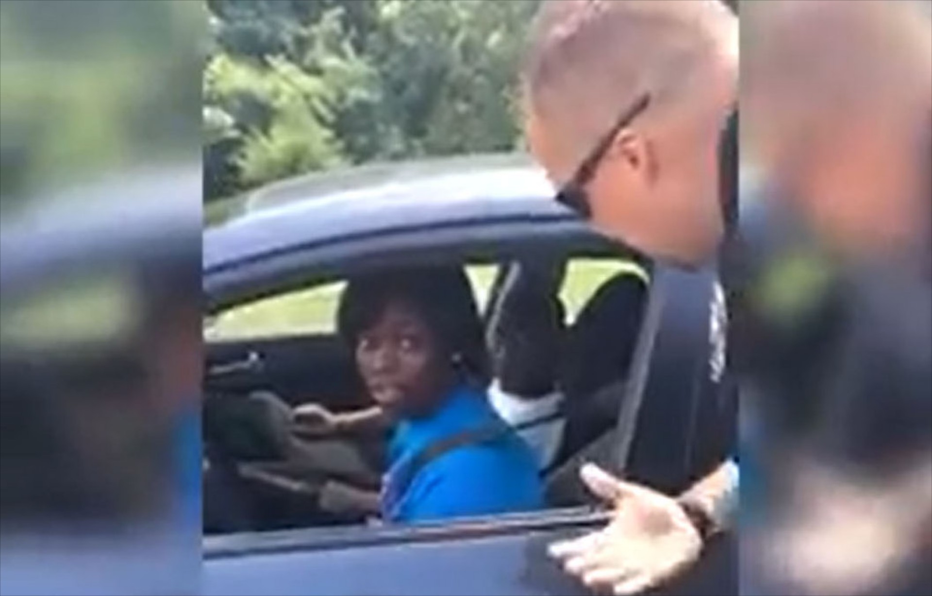 Αυτή την κίνηση του αστυνομικού δεν την περίμενε κανείς (video)