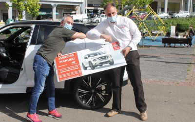 Η Nissan πουλά το πρώτο αυτοκίνητο μέσω WhatsApp