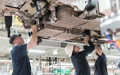 Χατζηδάκης: Στόχος η παραγωγή φορτιστών, μπαταριών, ακόμη και ηλεκτρικών οχημάτων στην Ελλάδα