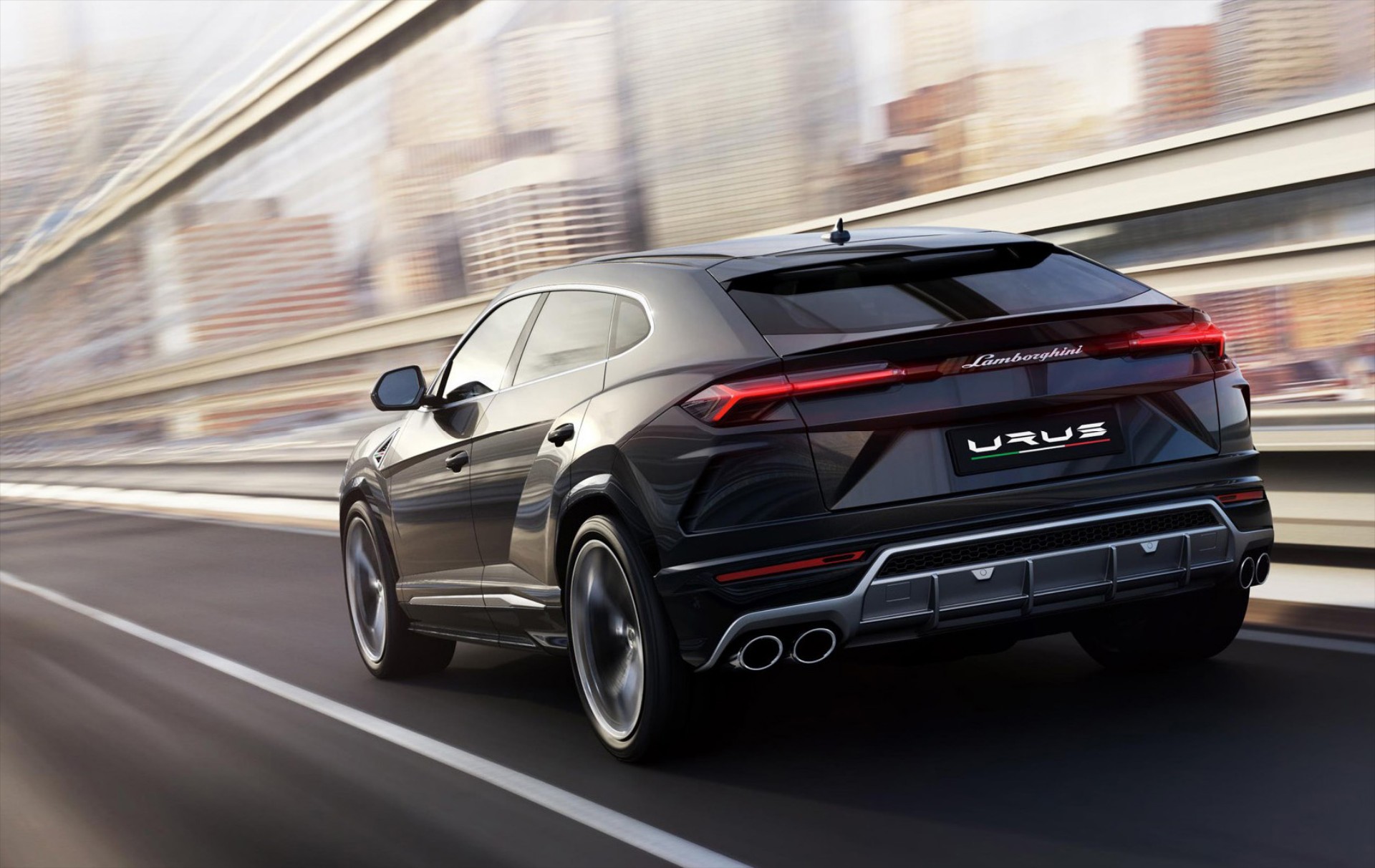 Lamborghini Urus: Σε ρωσικά “χέρια” ο υπ’ αριθμόν 10.000
