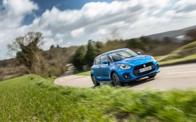 Δοκιμή: Suzuki Swift Sport Hybrid - Looking Forward