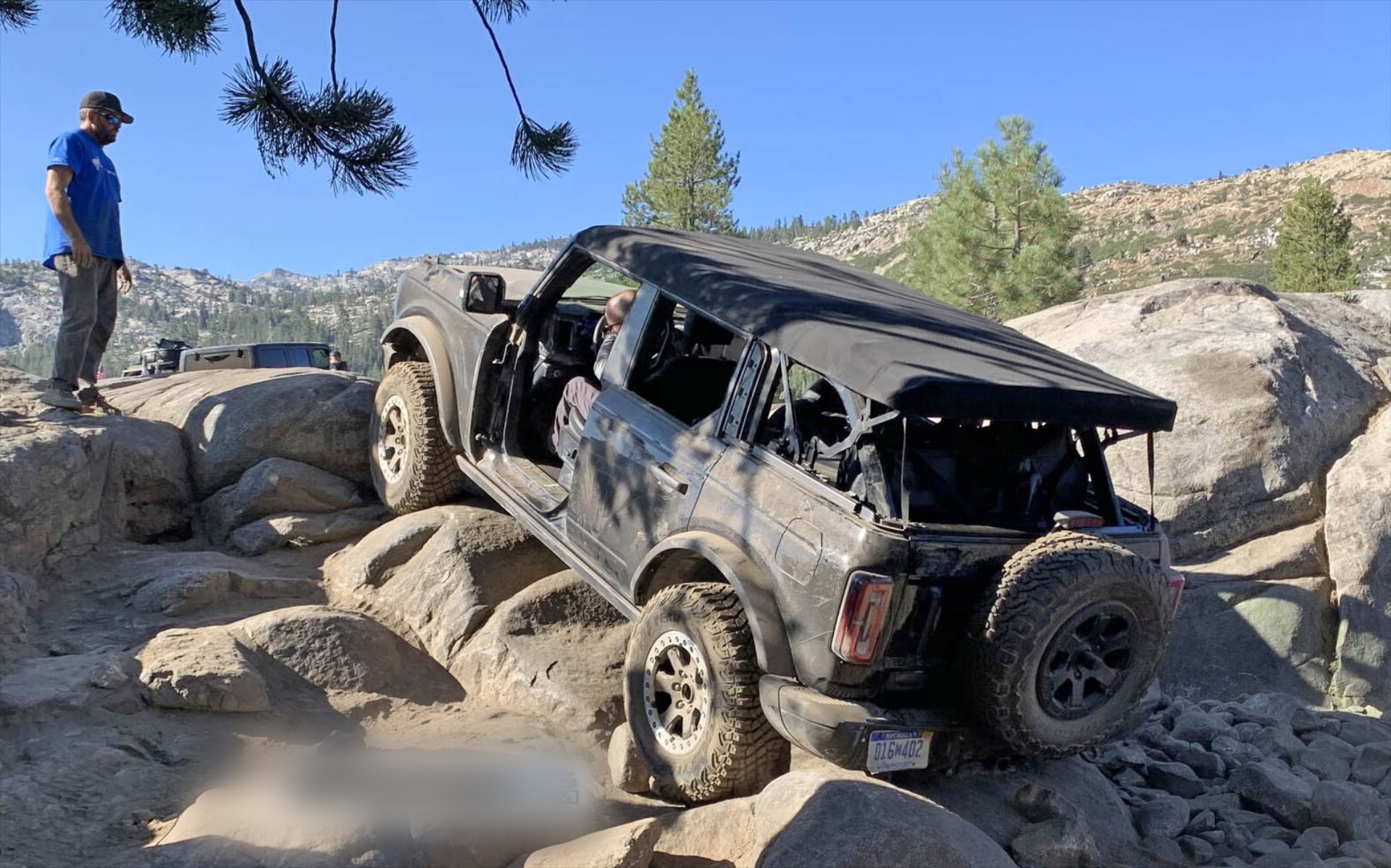 Κατάφερε το νέο Ford Bronco να διασχίσει τους ογκώδεις βράχους; (video)