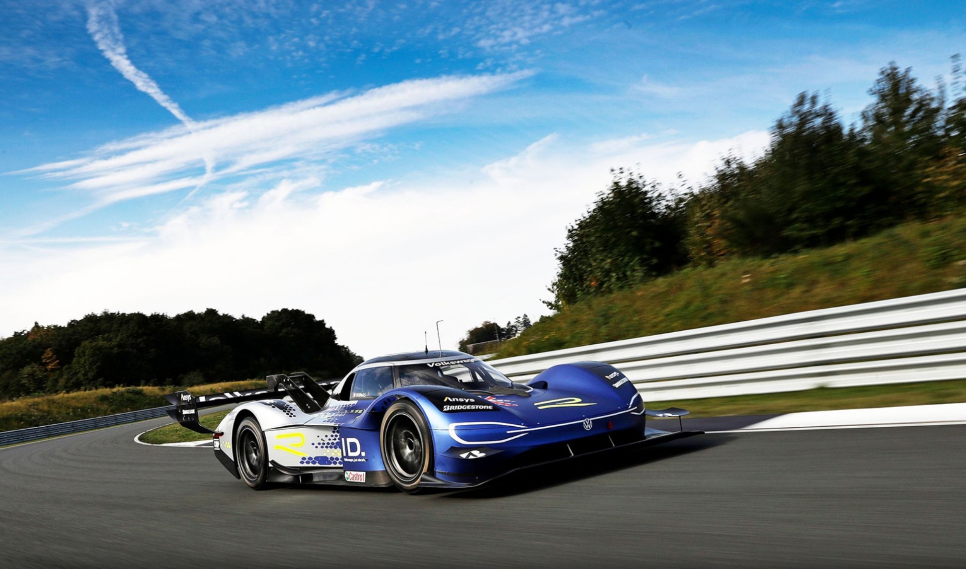 Το Volkswagen ID.R σπάει ακόμα ένα ρεκόρ! (video) 