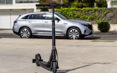 Κάνε και «το τελευταίο μίλι» με πατίνι της Mercedes-Benz