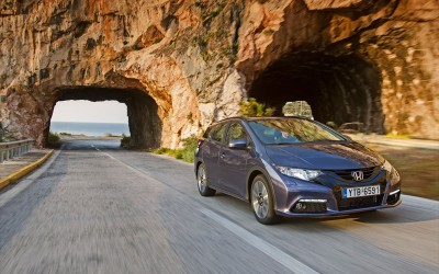 Από τη μία τρύπα Καραμανλή και τα δύο ρεύματα κυκλοφορίας