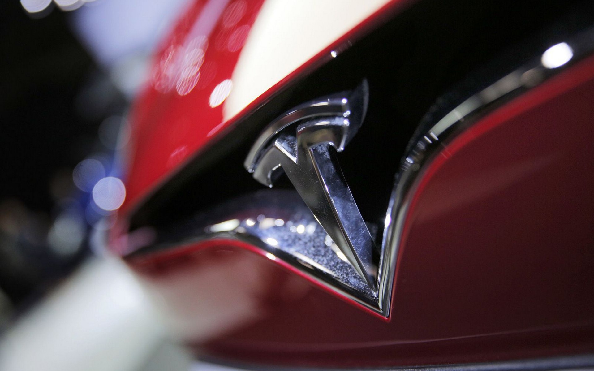 Η Tesla αποκτά εταιρία συναρμογής μπαταριών με έδρα τη Γερμανία