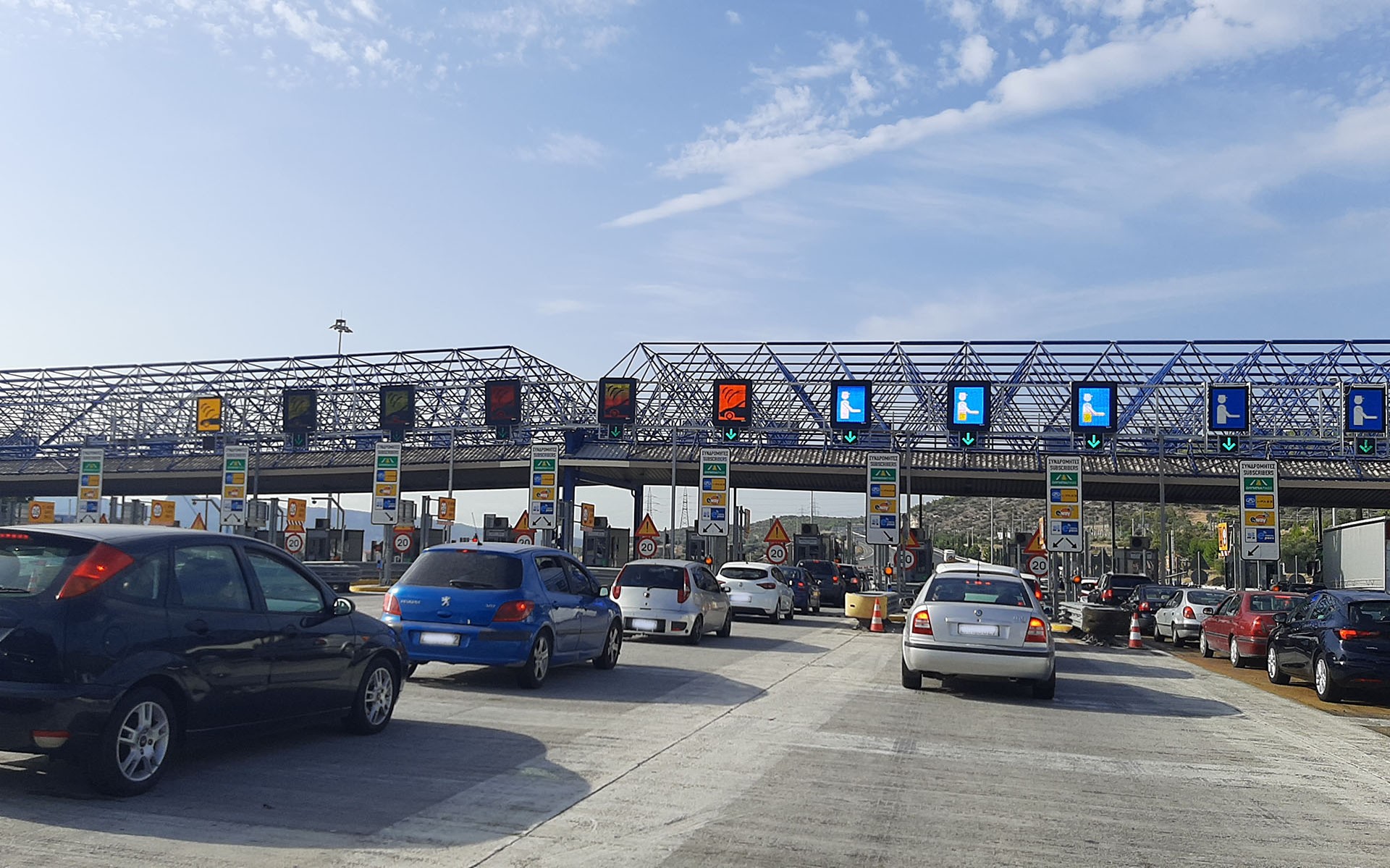 Σύνδεση της τιμής των διοδίων με τις εκπομπές CO2 των αυτοκινήτων;