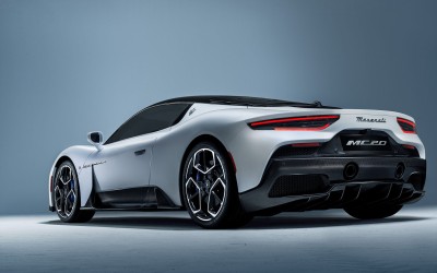 Maserati MC20 στην ίδια τιμή με την 911 Turbo S! Θα το έπαιρνες;