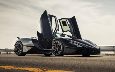 Νέο επίσημο ρεκόρ Guinness τελικής ταχύτητας με αυτοκίνητο παραγωγής! Πάνω από 500 km/h! [Video]