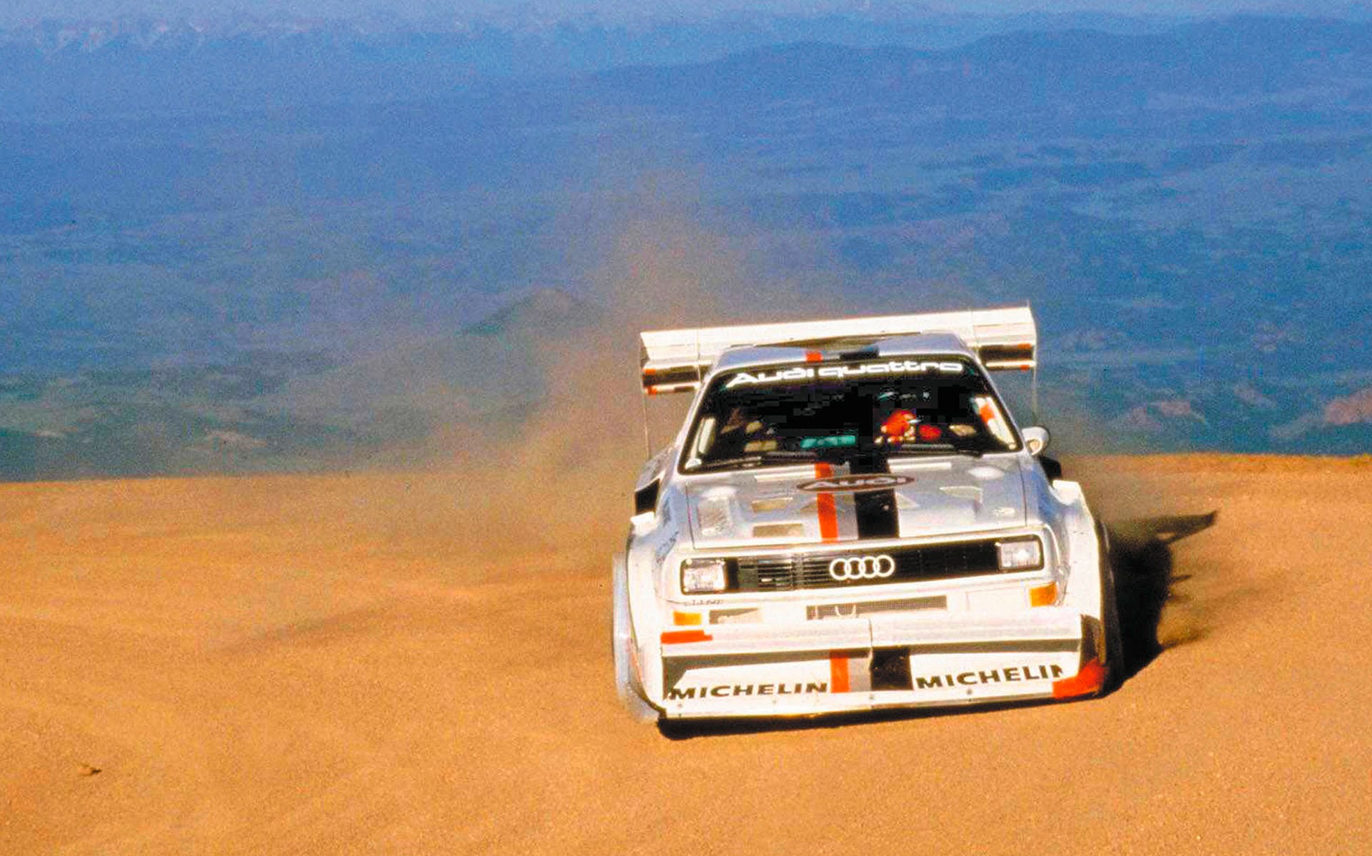 40 χρόνια Audi quattro: Το ρεκόρ στο pikes peak με Audi Sport quattro S1