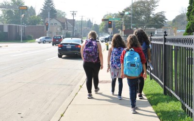 Lockdown: Πώς γίνεται η μετακίνηση μαθητών