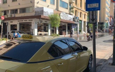 Lockdown: Πόσοι επιβάτες επιτρέπονται στα ταξί;