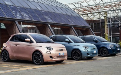 Σε τιμή έκπληξη το ηλεκτρικό Fiat 500: Δείτε αναλυτικά τιμές, εκδόσεις και εξοπλισμό