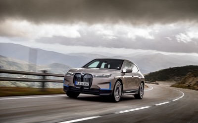 ΒΜW iX: Το αμιγώς ηλεκτρικό SUV των Βαυαρών που θα λανσαριστεί το 2021 (video)