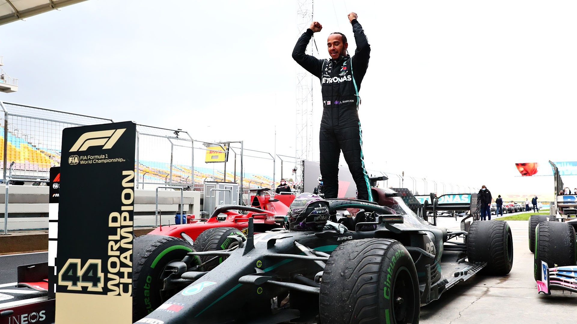 Πρωταθλητής F1 για έβδομη φορά ο Hamilton στo GP της Τουρκίας