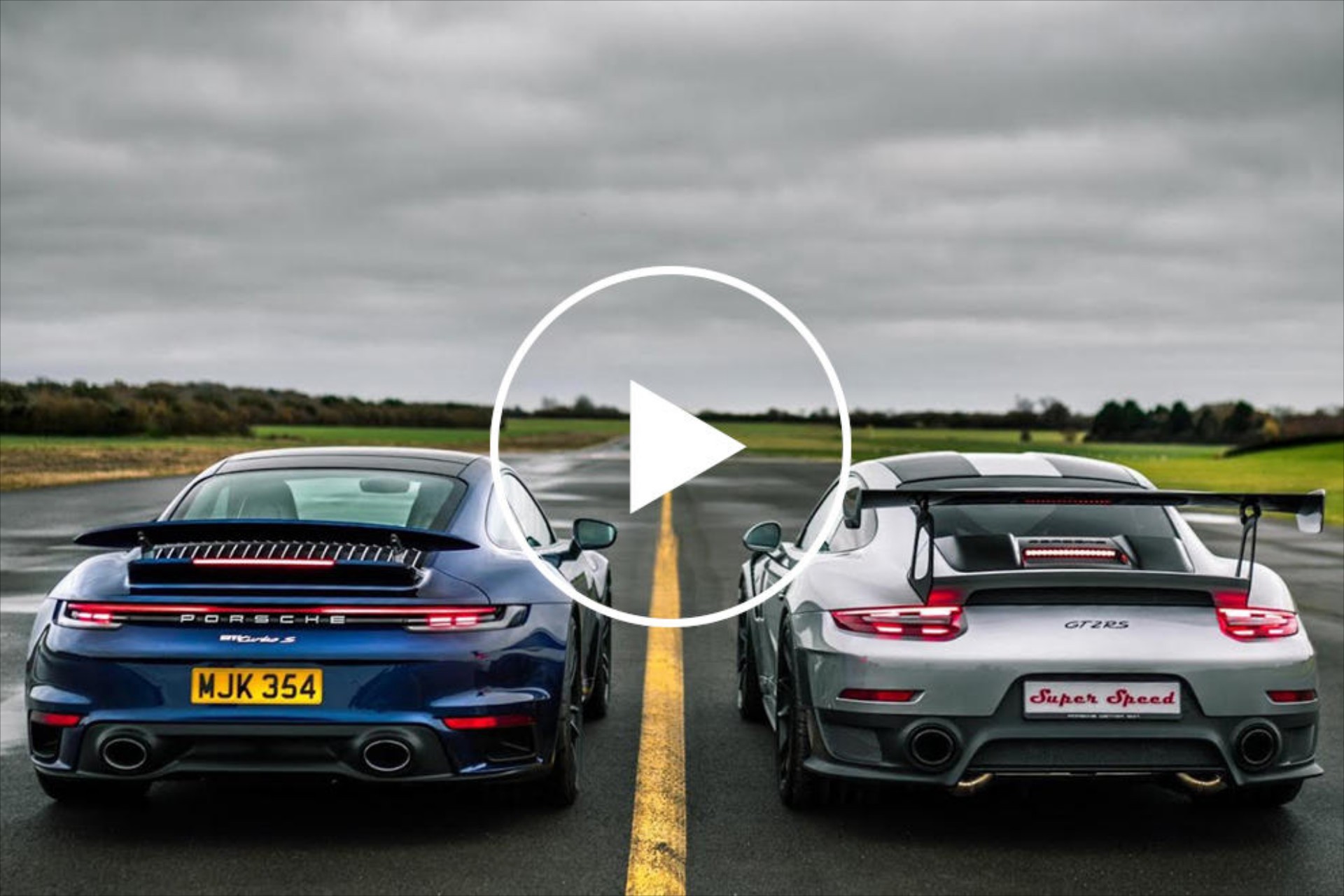 Porsche Drag Race: 911 Turbo S vs GT2 RS [Video]