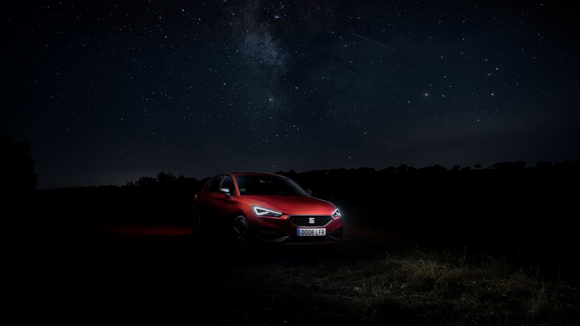 800 ώρες δοκιμών στο σκοτάδι για τα φώτα του SEAT Leon