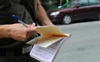 Μπακογιάννης: Ο νόμος μας επιβάλλει να στέλνουμε τις παλιές κλήσεις για παράνομη στάθμευση