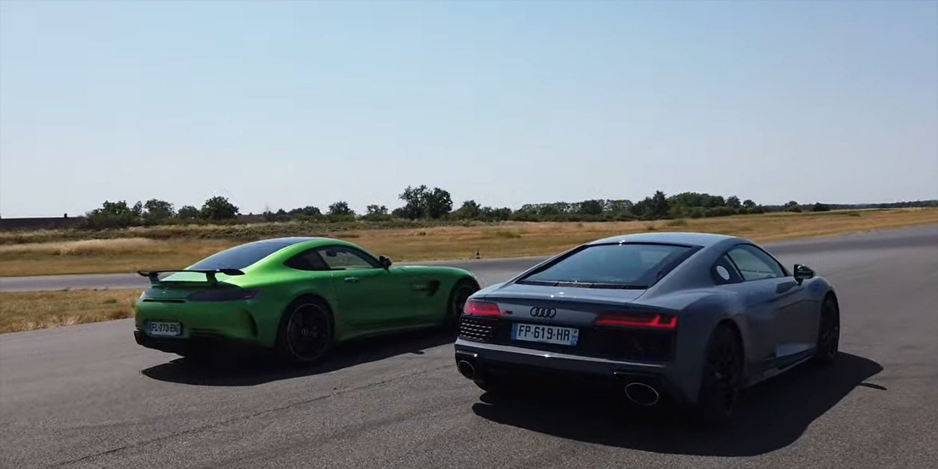 Drag race: Audi R8 RWD vs Mercedes-Benz AMG GT R