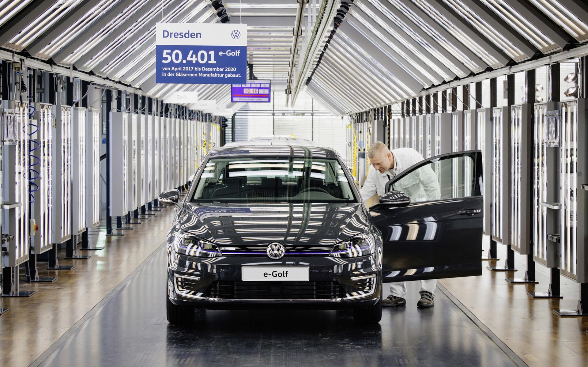 Τέλος για το ηλεκτρικό Golf: Σταμάτησε σήμερα η παραγωγή του