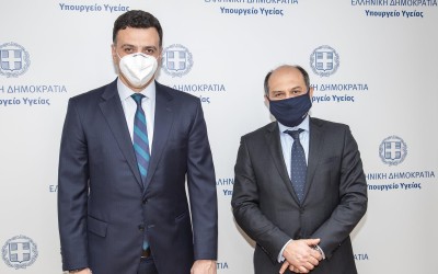 Προπληρωμένες κάρτες καυσίμων σε ιατρικό προσωπικό από την AVIN