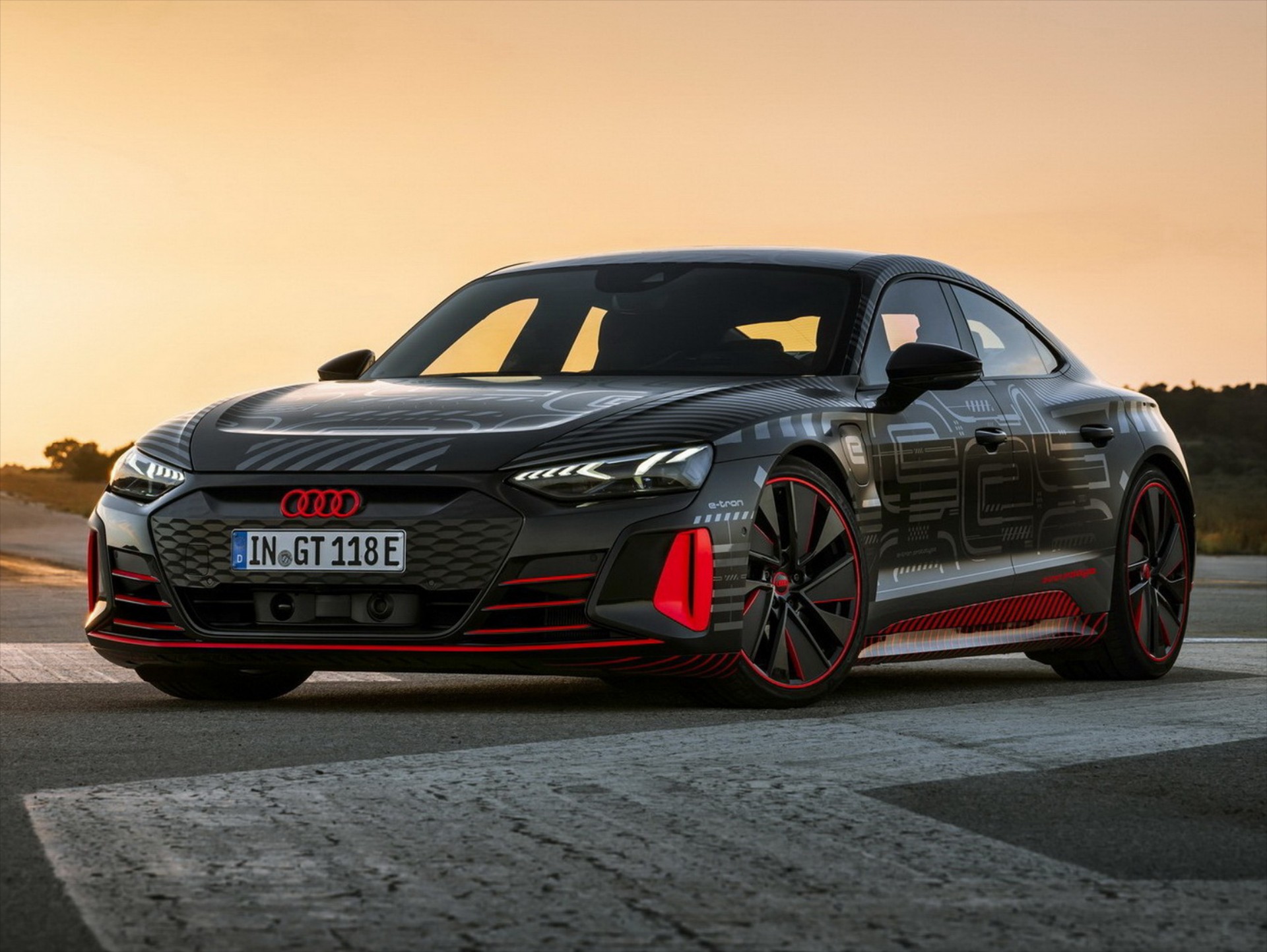 Αντίστροφη μέτρηση για το Audi e-tron GT