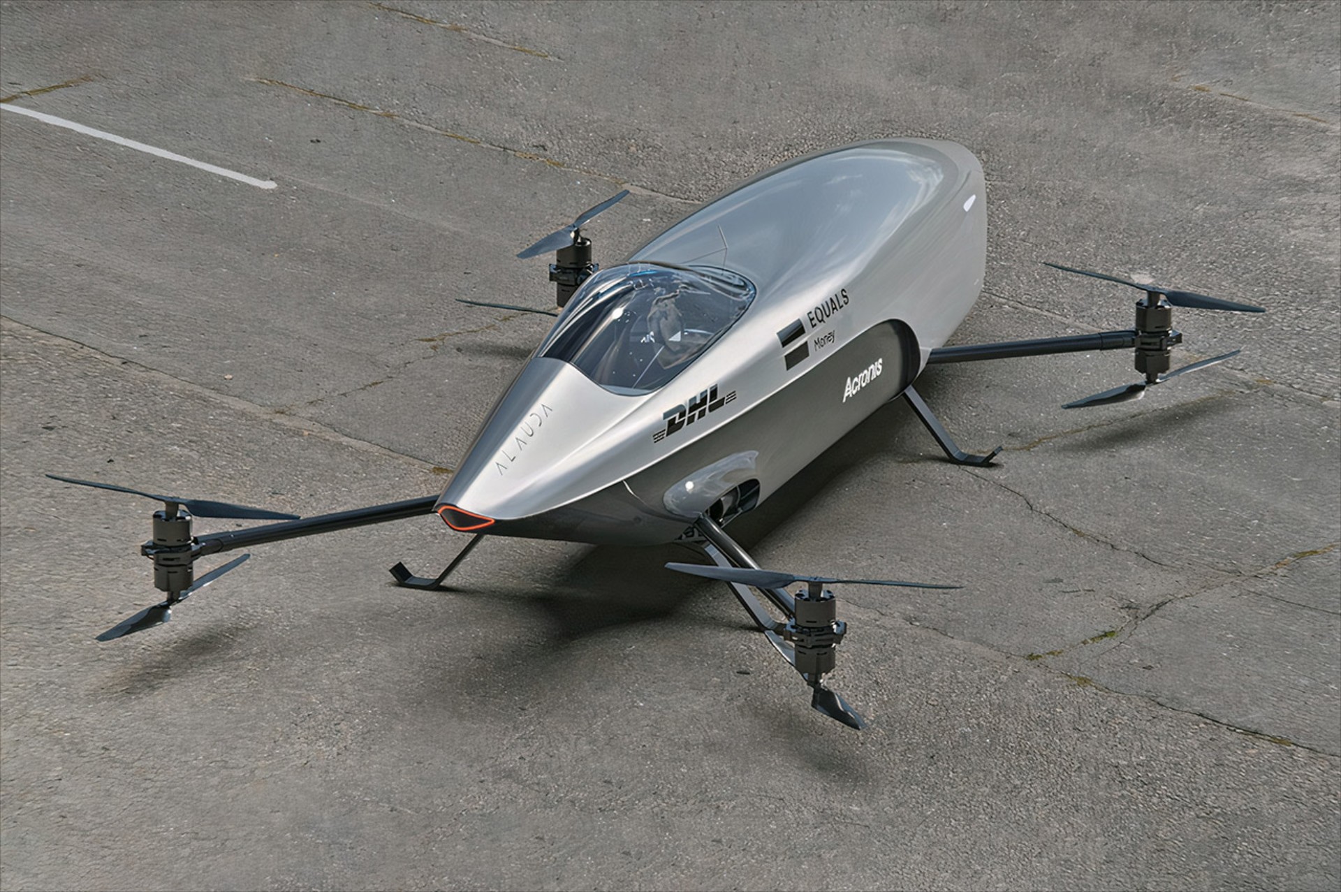 Το ιπτάμενο αγωνιστικό αυτοκίνητο είναι έτοιμο! [Video]