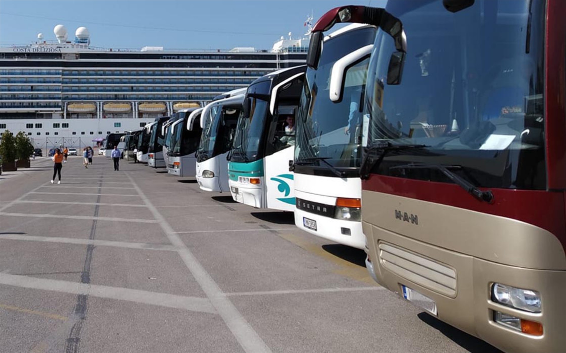 Τι θα πληρώσουν για τέλη κυκλοφορίας οι ιδιοκτήτες τουριστικών λεωφορείων