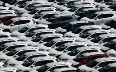 Συνεχίζεται η πτώση των πωλήσεων στην ελληνική αγορά