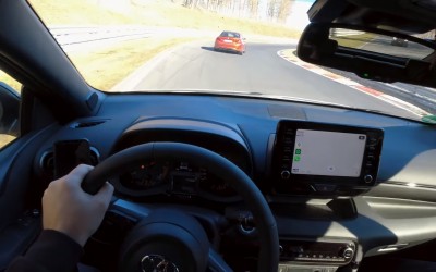 Toyota GR Yaris παίρνει στο κατόπι BMW M2 Competition στο Nurburgring [Video]