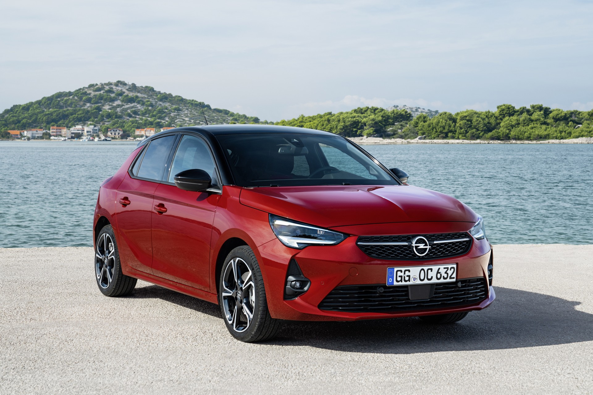 Opel: Έχουν ήδη κατασκευαστεί πάνω από 300.000 νέα Corsa