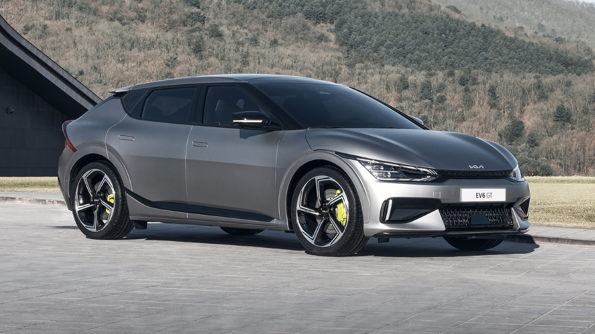 KIA EV6: Τώρα μπορείς κι εσύ να οδηγήσεις και να κάνεις ασύλληπτους χρόνους!