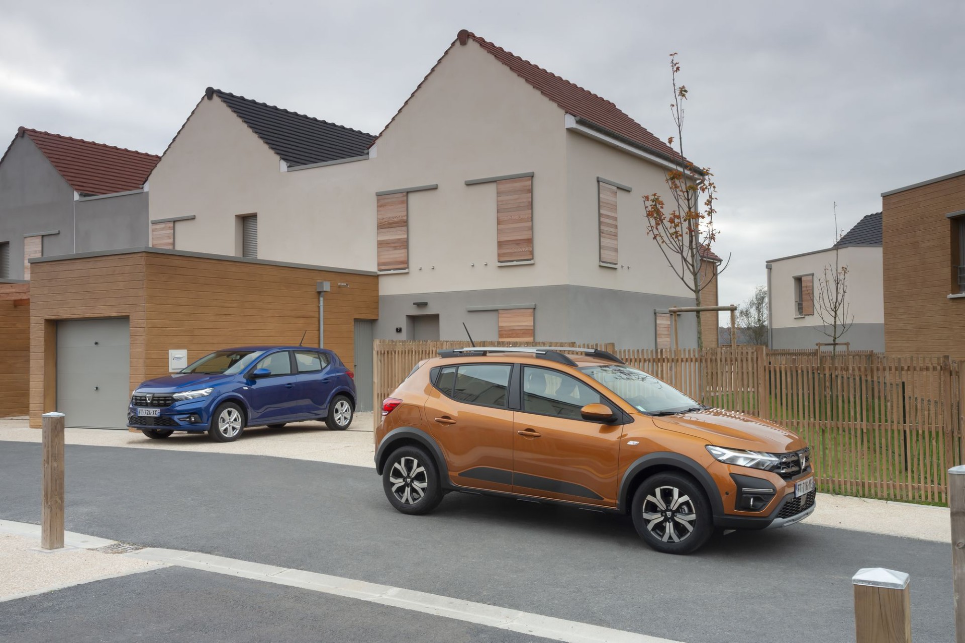 Δες τις εκδόσεις των νέων Dacia Sander Streetway & Stepway και πόσο κοστίζουν