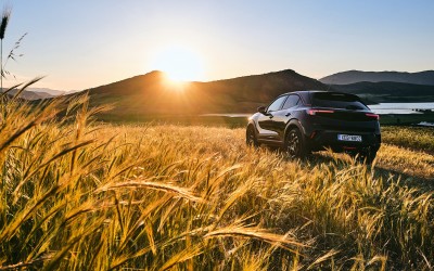 Καλό Πάσχα. Χρόνια πολλά!