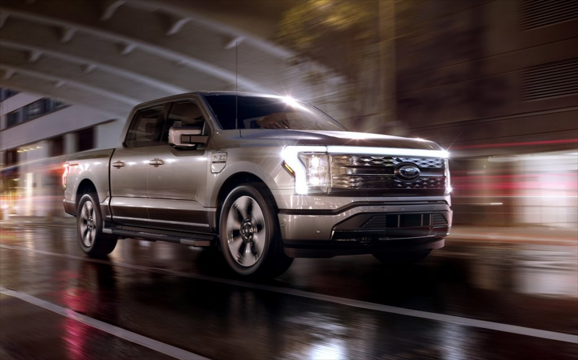«Κόκκινο» χτύπησε η ζήτηση για το ηλεκτρικό Ford F-150 Lightning