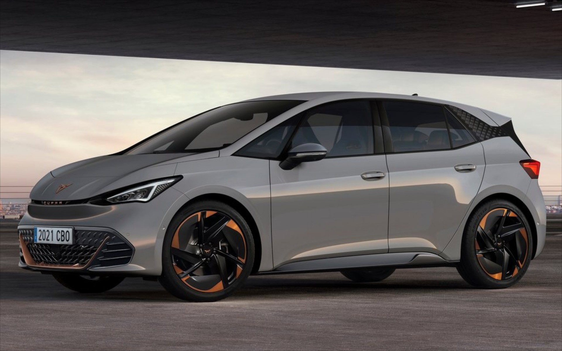 Cupra Born: Η ηλεκτροκίνηση ξαναγεννιέται με μεσογειακό ταπεραμέντο (video)