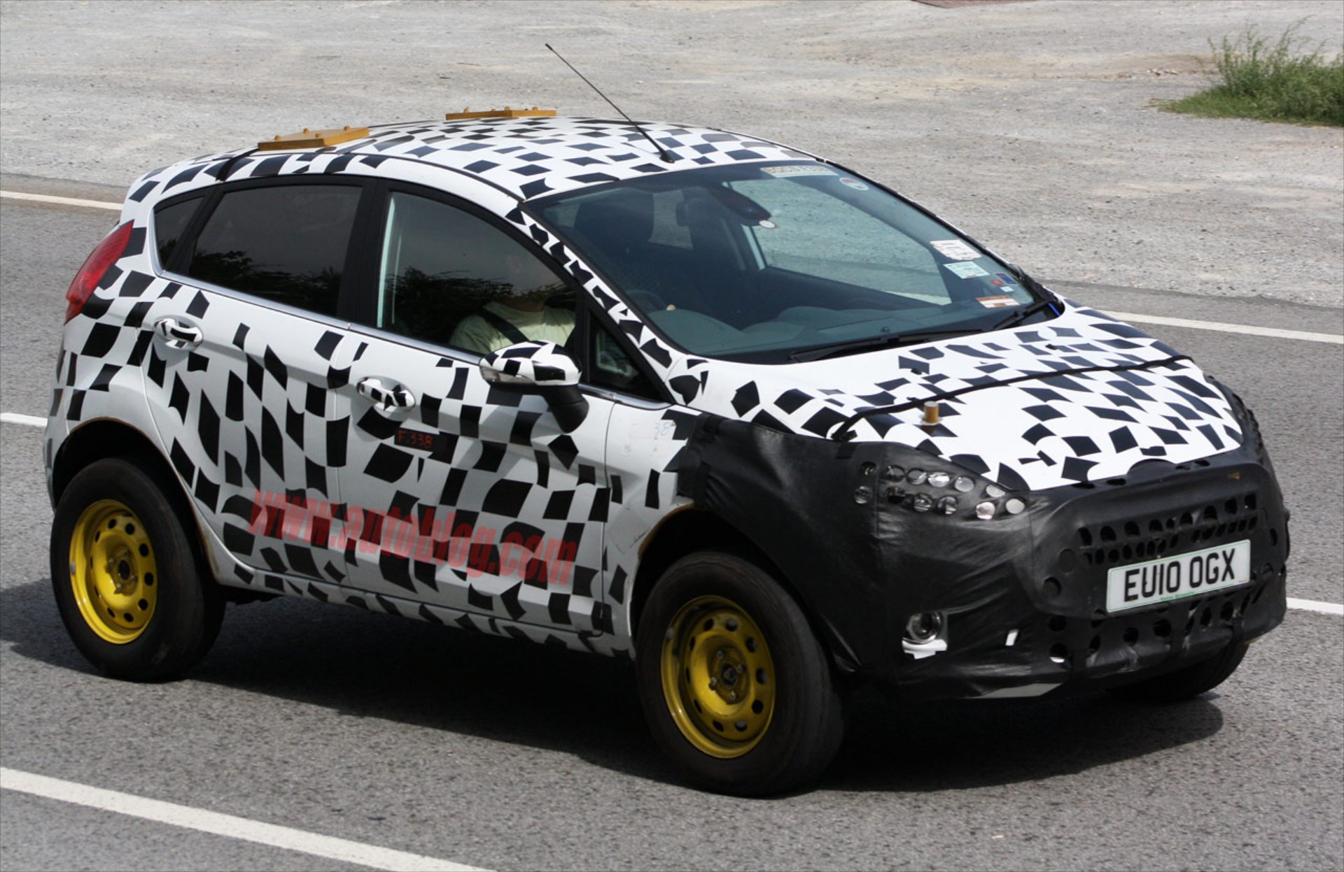 Κατασκοπεία: Ford Fiesta SUV