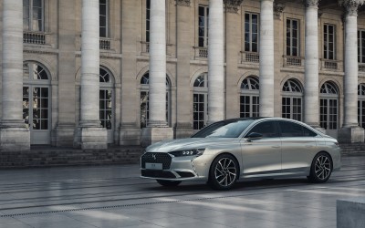 DS 9: Η ναυαρχίδα που στέκεται απέναντι στους Γερμανούς