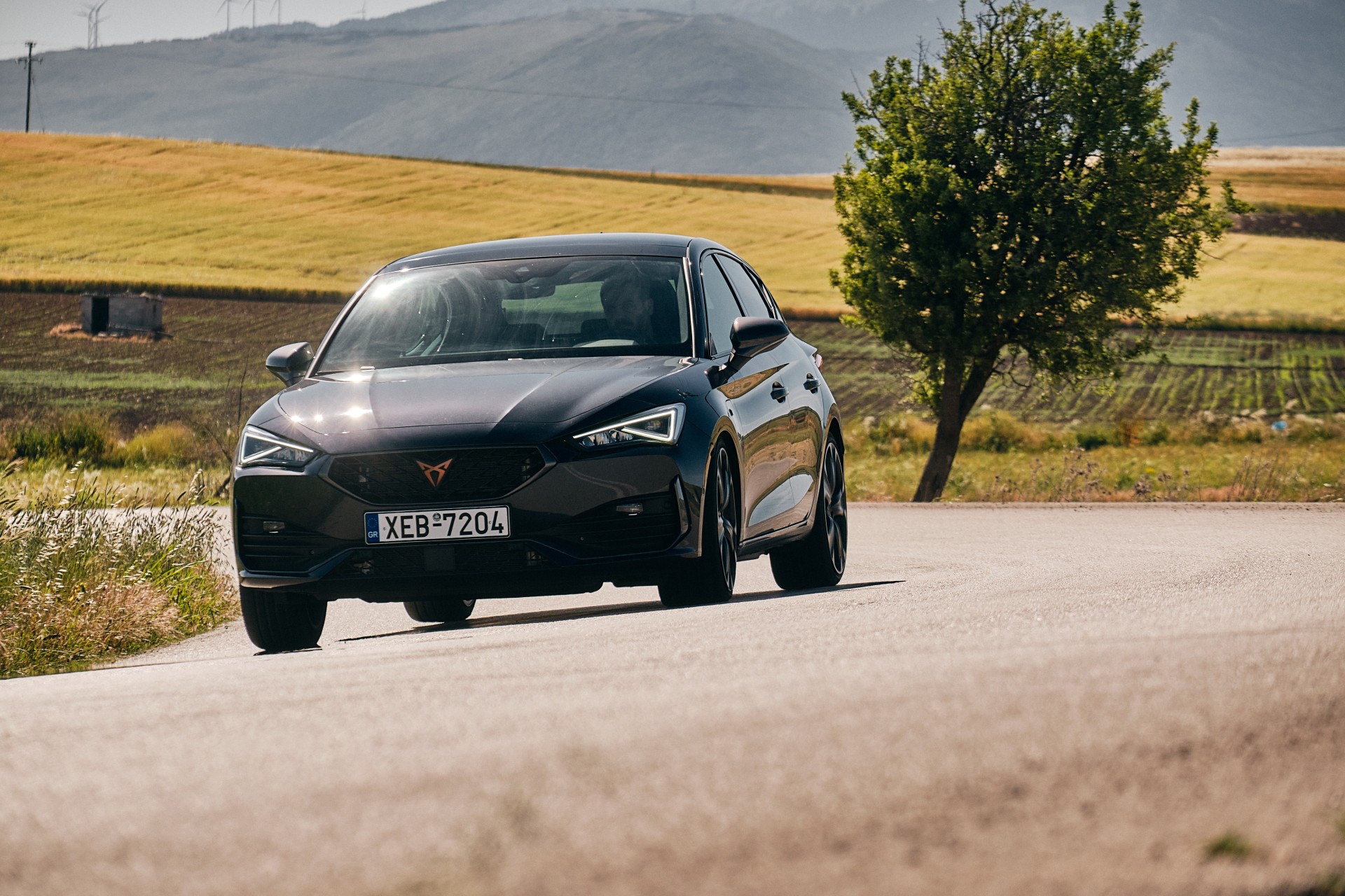 GOCAR Magazine #90: Δοκιμάζουμε το νέο Cupra Leon!