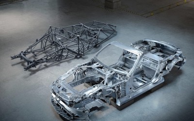 Μάθε τα πάντα για το πλαίσιο της νέας Mercedes-Benz SL που δημιουργήθηκε από λευκό χαρτί