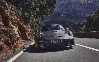 Αυτή είναι η νέα Porsche 911 GT3 Touring